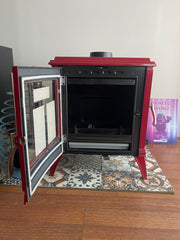 INVICTA Sedan M Kırmızı Döküm Odun Sobası