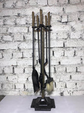 Ruj Başlıklı Bronz Şömine Maşa Takımı