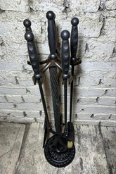 Yuvarlak Taban Siyah Parmak İzli Başlıklı Şömine Maşa Takımı