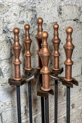 Yuvarlak Tabanlı Antik Bakır Marpuç Başlı Maşa Takımı