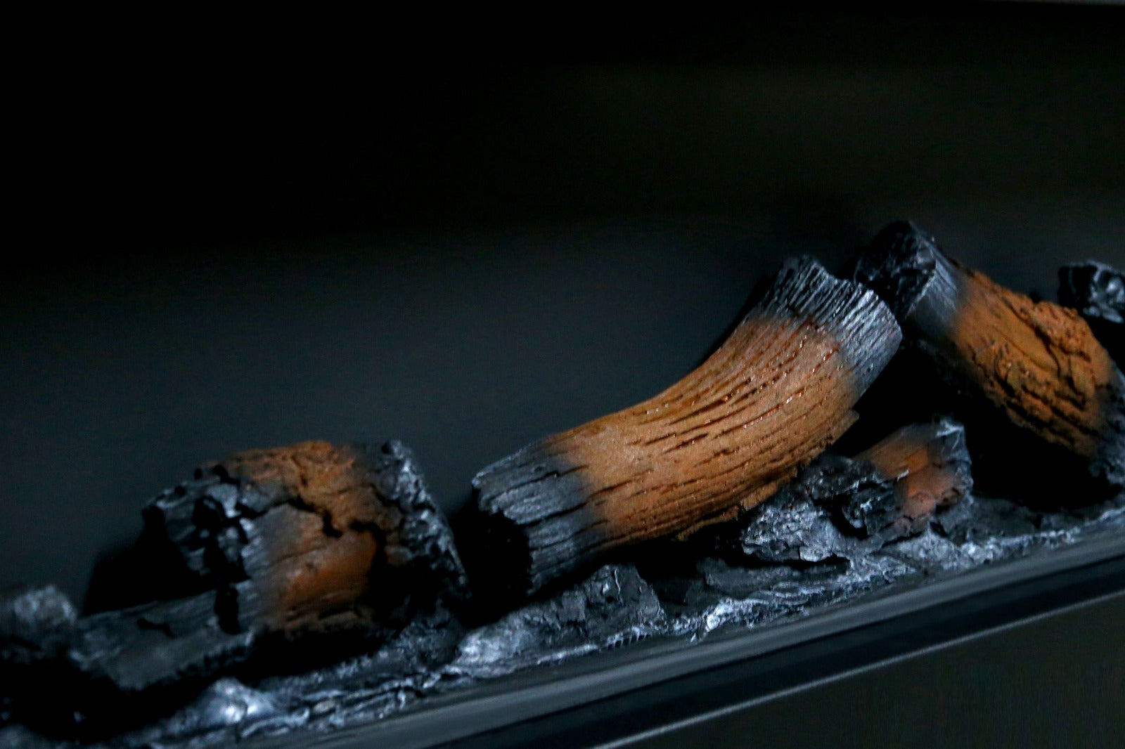 130 cm Elektrikli Şömine Metal Çerçeve (Isılı, Ses Efektli, Çok Fonksiyonlu)