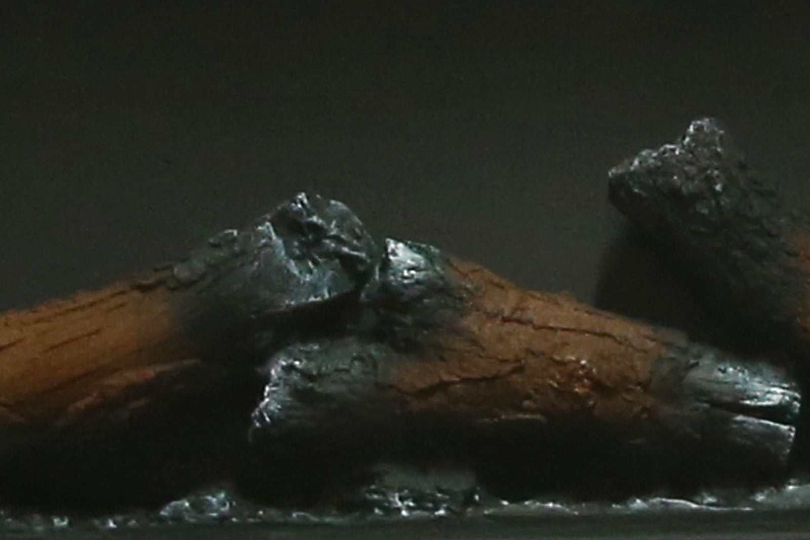 155 cm Elektrikli Şömine Kam Çerçevesi (Isısız)