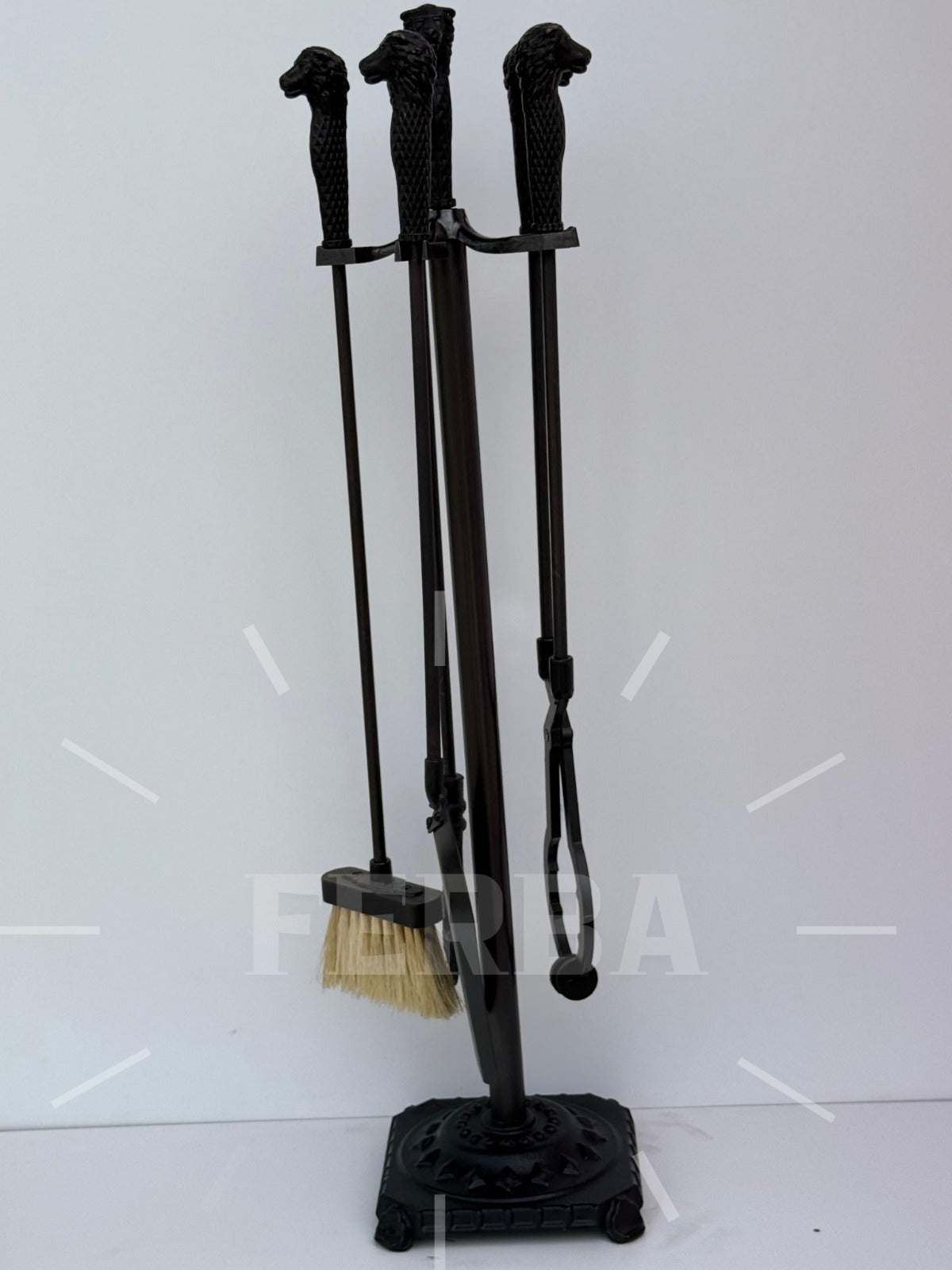 Aslan Figürlü Siyah Şömine Maşa Takımı