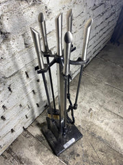 Emotion Gri Mermer Tabanlı Inox Şömine Maşa Takımı