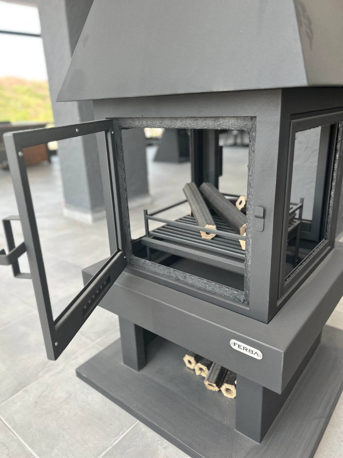 FERBA 80x80 Odun Hazneli Metal Orta Şömine