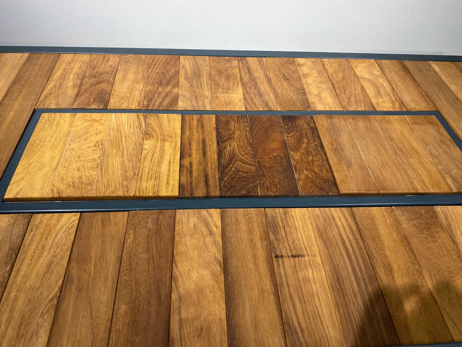 FERBA Design İroko Bahçe Mangal Masa