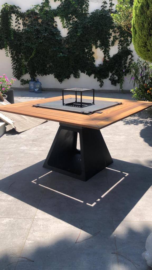 FERBA Initium Model Iroko Ahşap Bahçe Mangal Masa