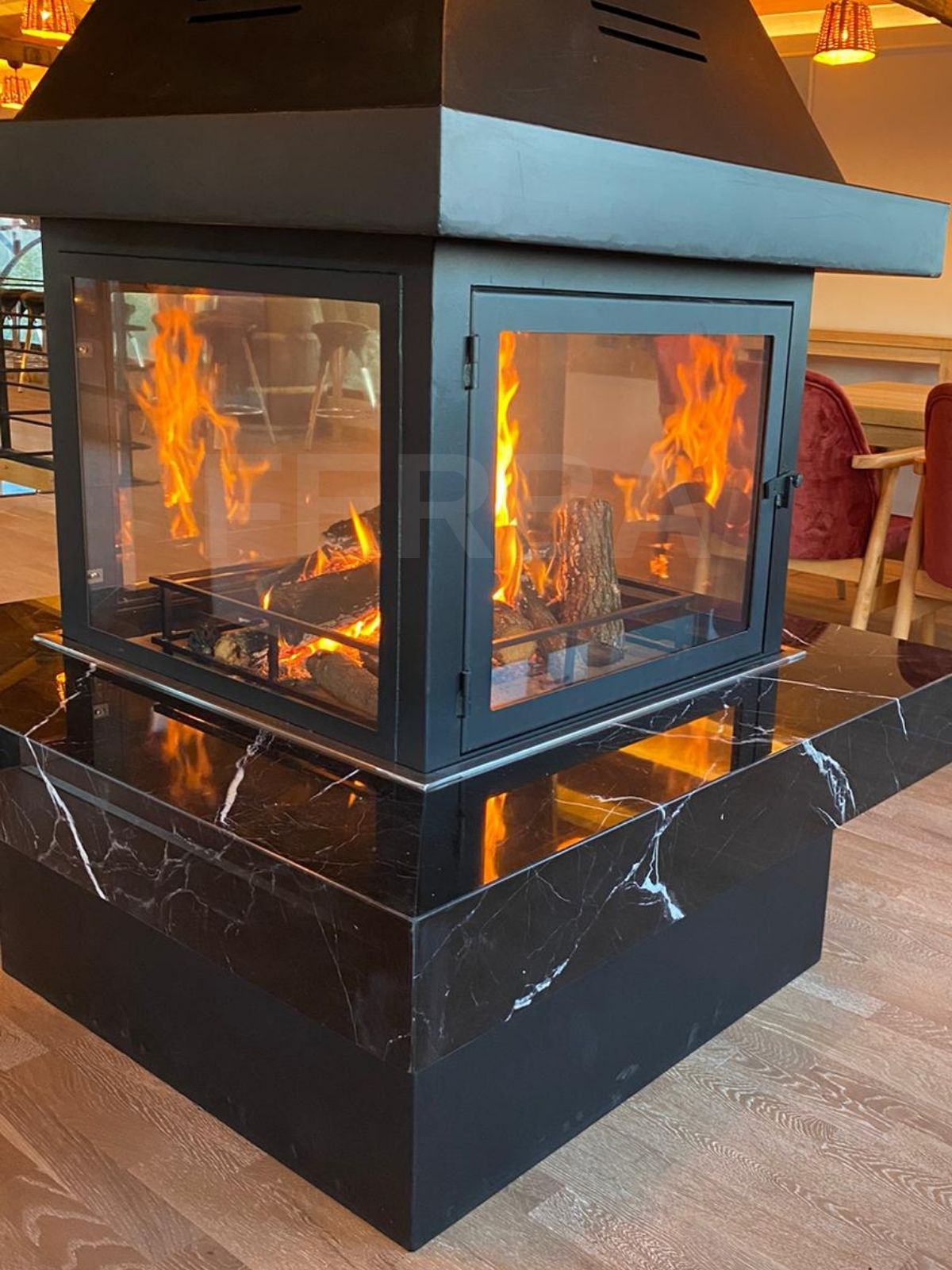 FERBA Mermer Kenarlı Orta Şömine