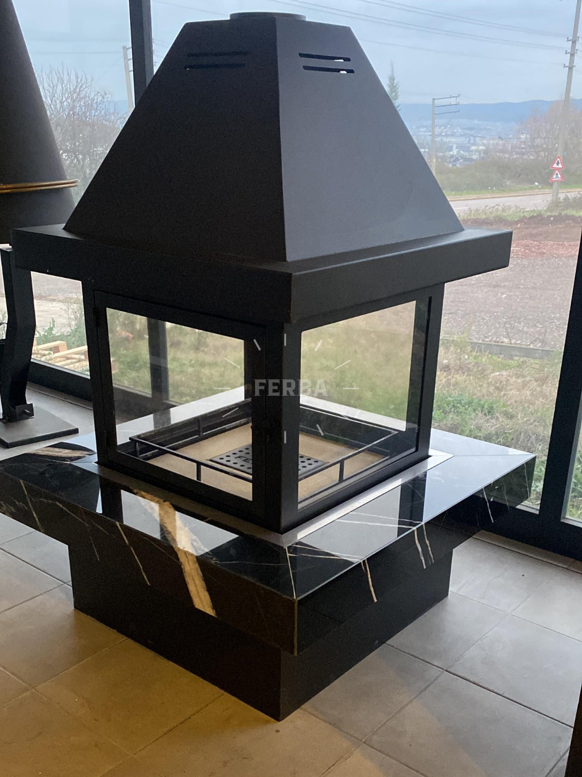 FERBA Mermer Kenarlı Orta Şömine