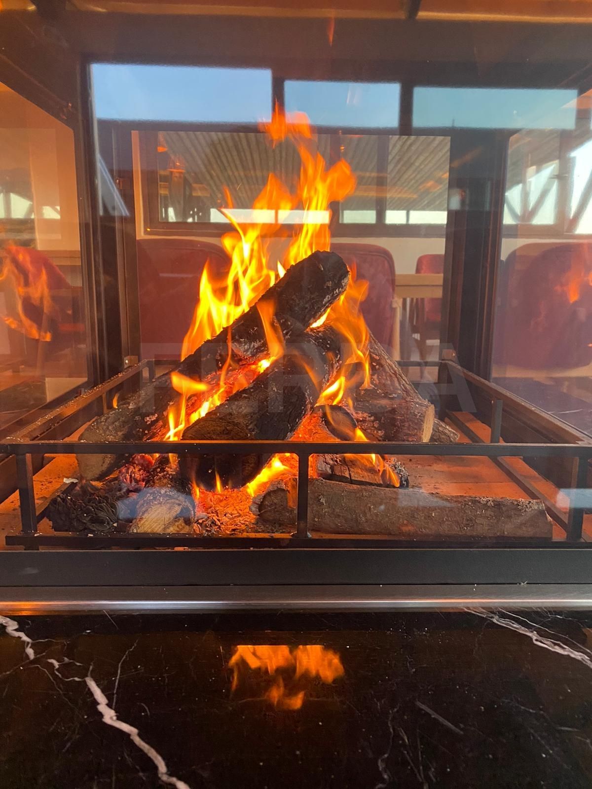 FERBA Mermer Kenarlı Orta Şömine