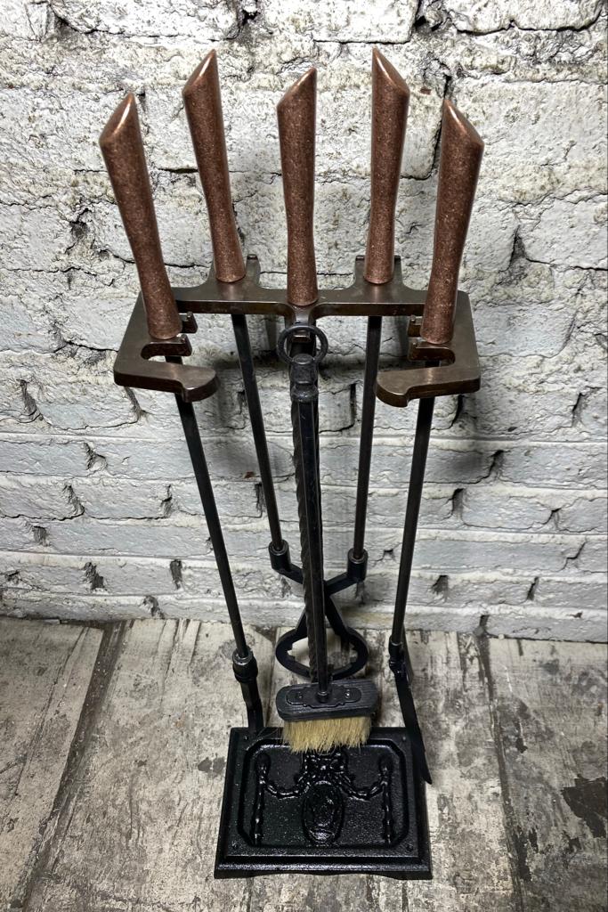 Model Antik Bakır Ruj Başlık Fransız Şömine Maşa Takımı