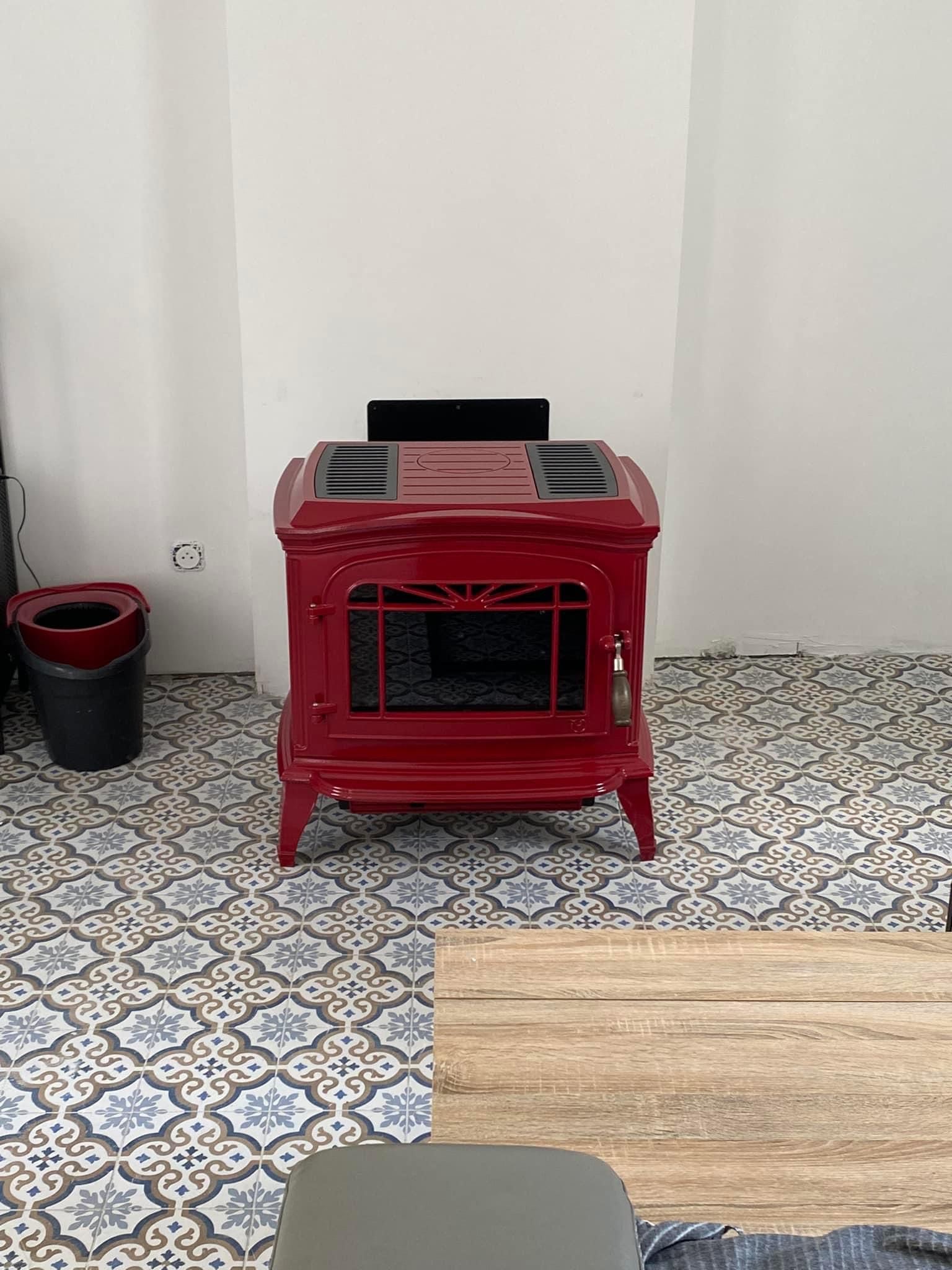 INVICTA Bradford Kırmızı Döküm Odun Sobası