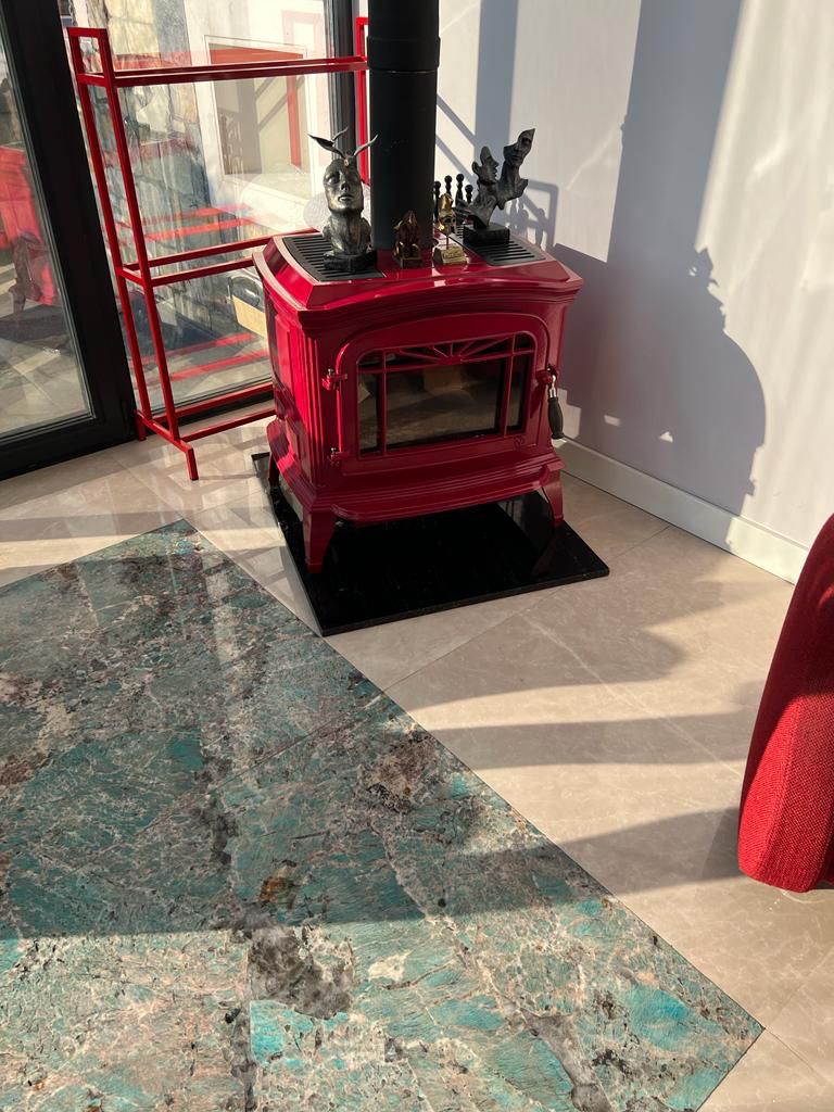 INVICTA Bradford Kırmızı Döküm Odun Sobası