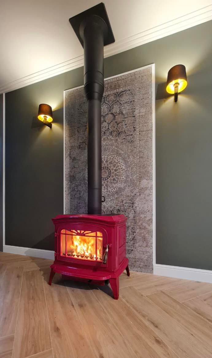 INVICTA Bradford Kırmızı Döküm Odun Sobası