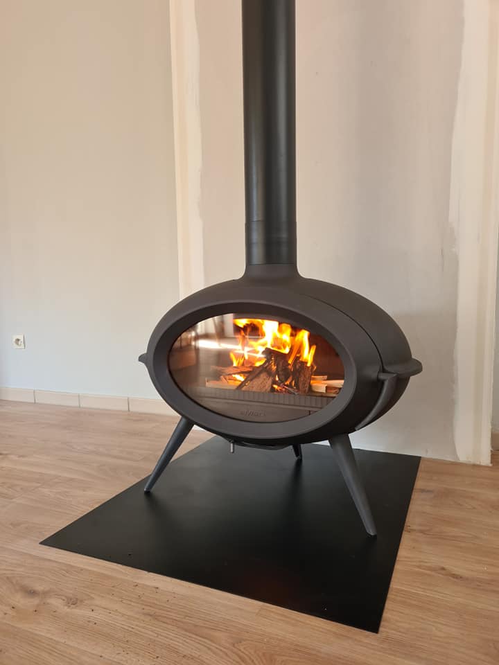 Invicta Brio Döküm Şömine Soba