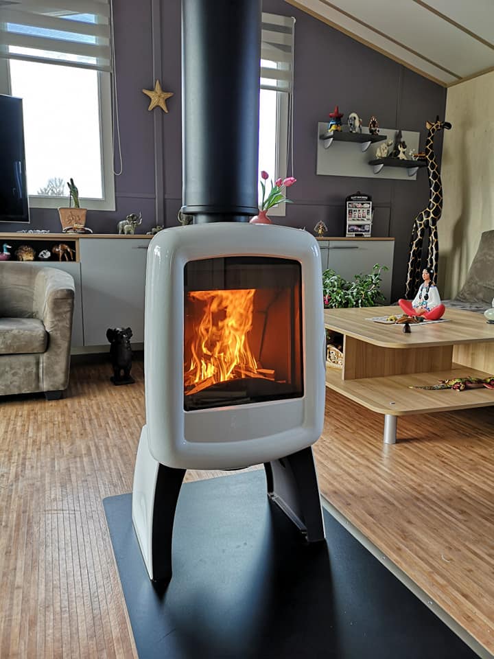 Invicta Elo M Döküm Şömine Soba