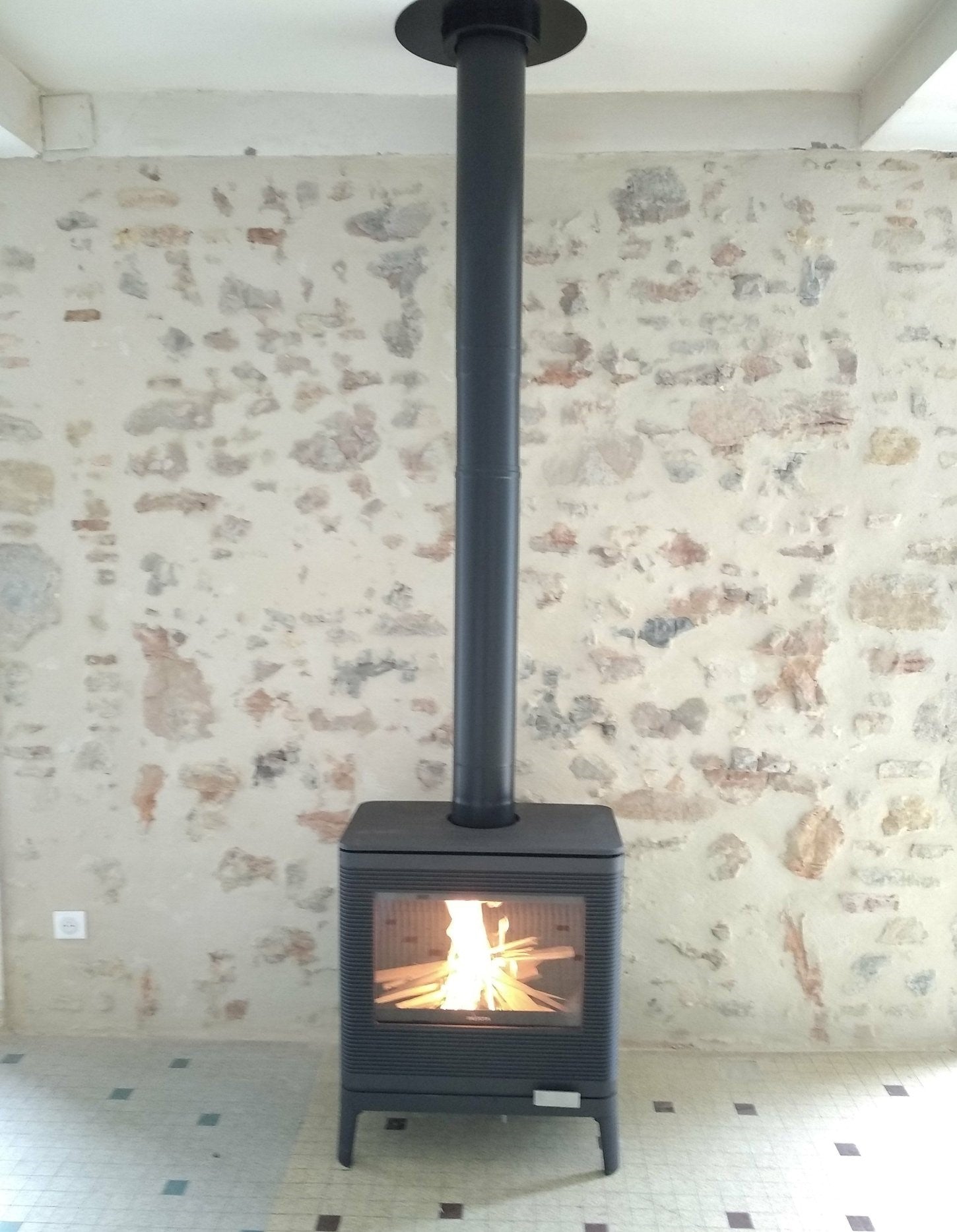 Invicta Kazan Döküm Odun Sobası