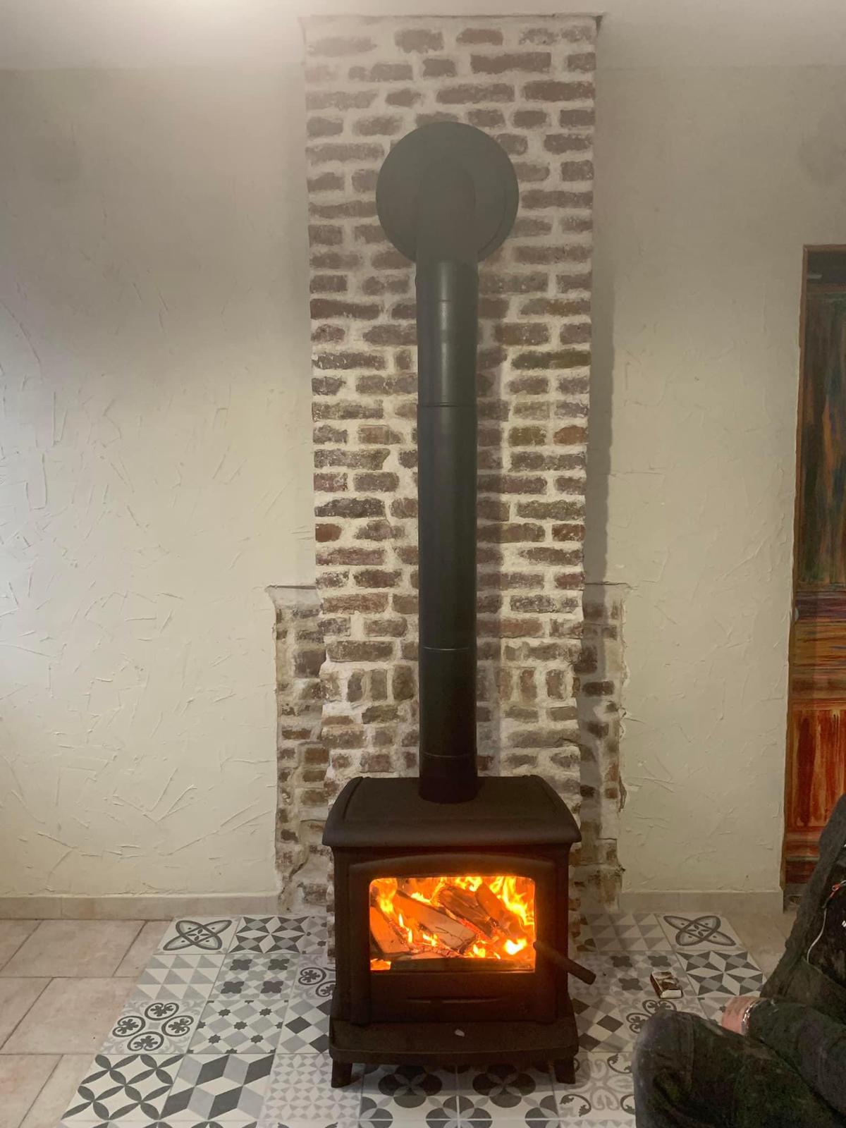 Invicta Norik Döküm Şömine Soba