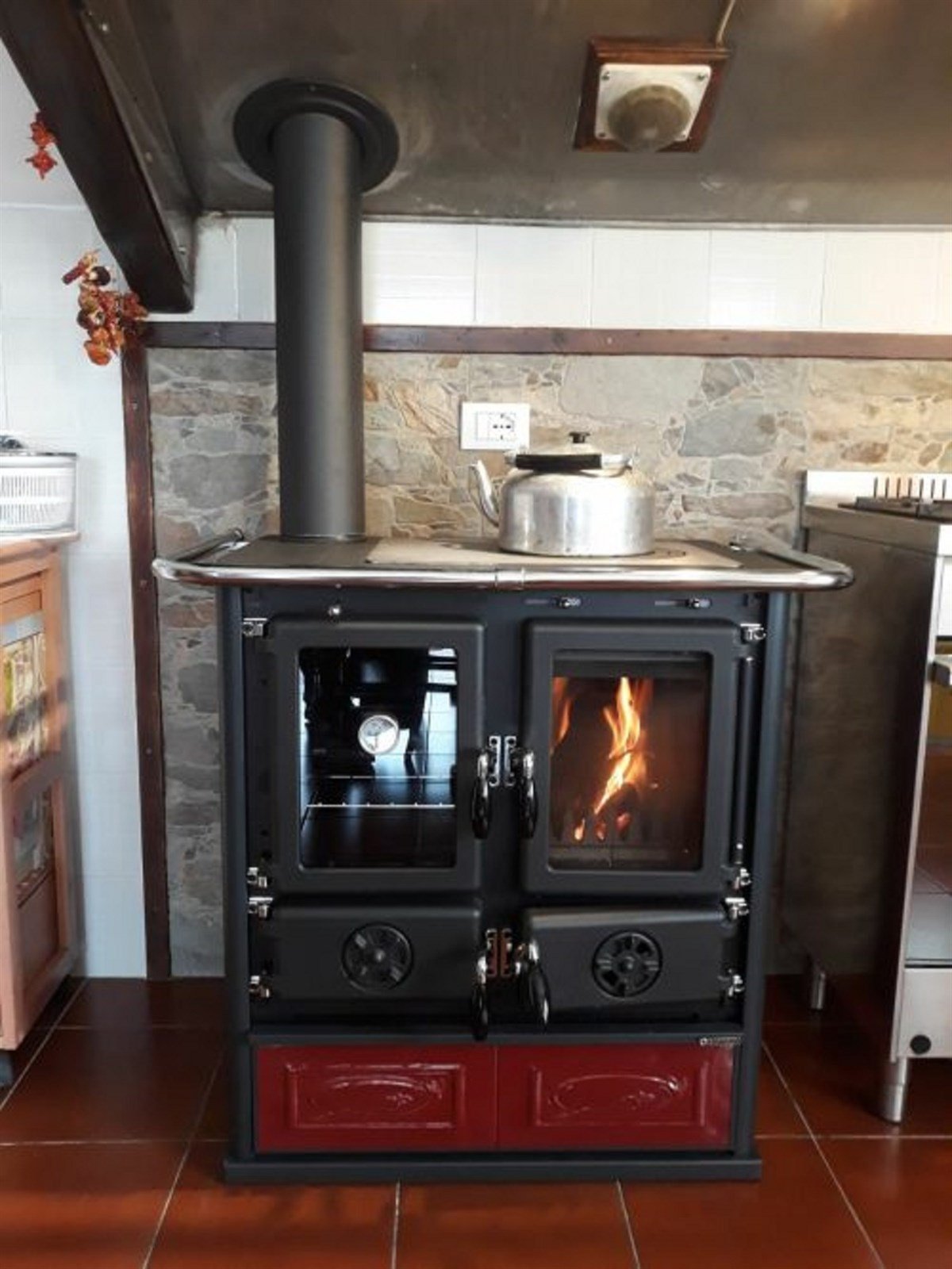 La Nordica Rosetta BII Kırmızı Kuzine Soba