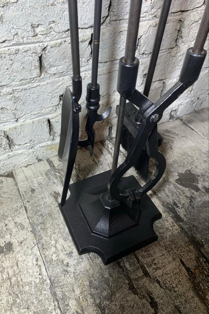 Ruj Başlıklı Antik Bakır Şömine Maşa Takımı