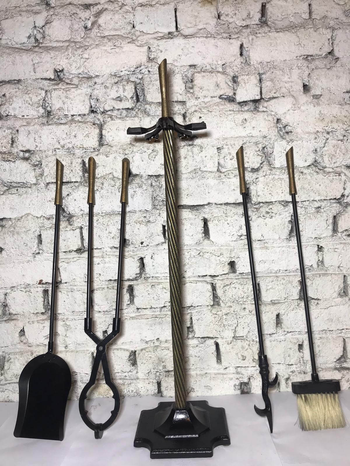 Ruj Başlıklı Bronz Şömine Maşa Takımı