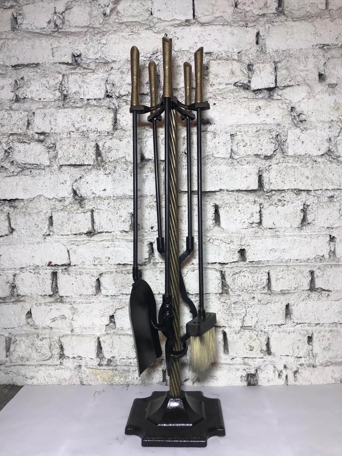 Ruj Başlıklı Bronz Şömine Maşa Takımı