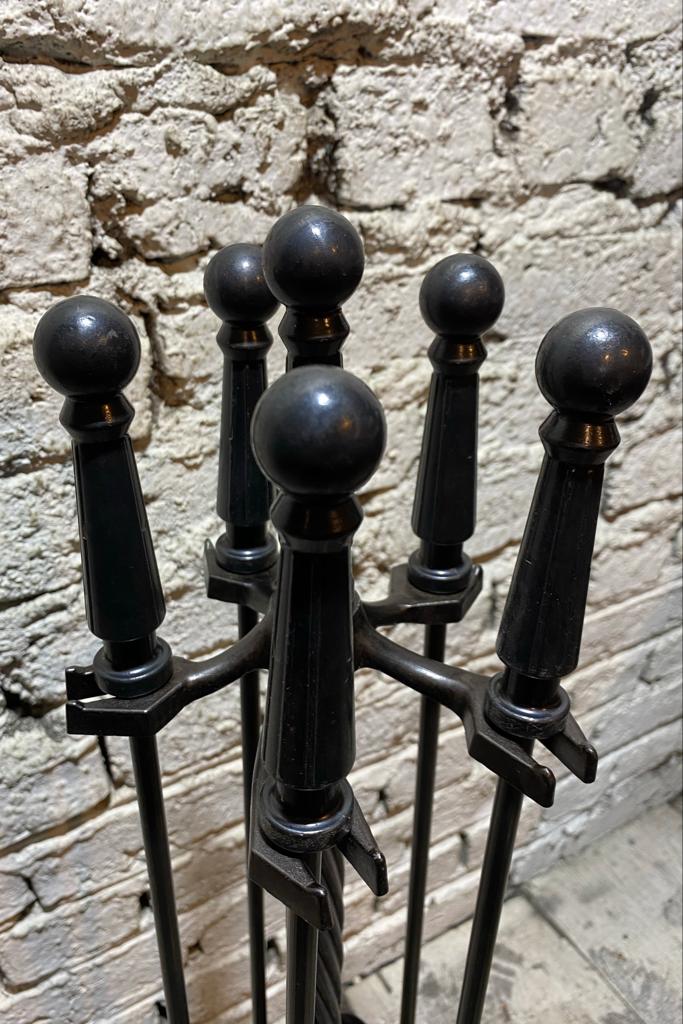 Topbaşlı Siyah Şömine Maşa Takımı