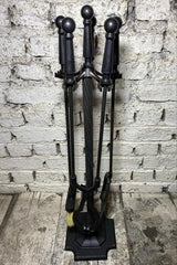 Topbaşlı Siyah Şömine Maşa Takımı