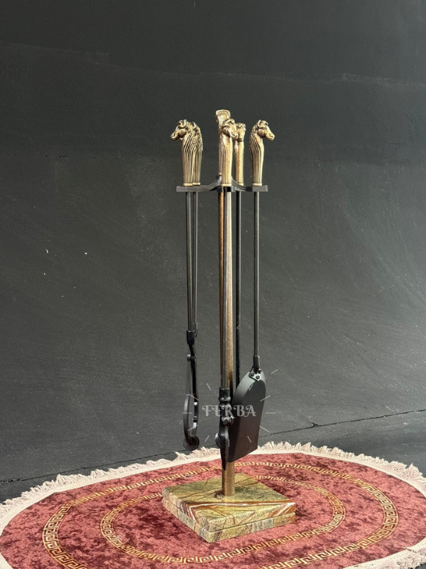 Mermer Tabanlı Bronz At Şömine Maşa Takımı